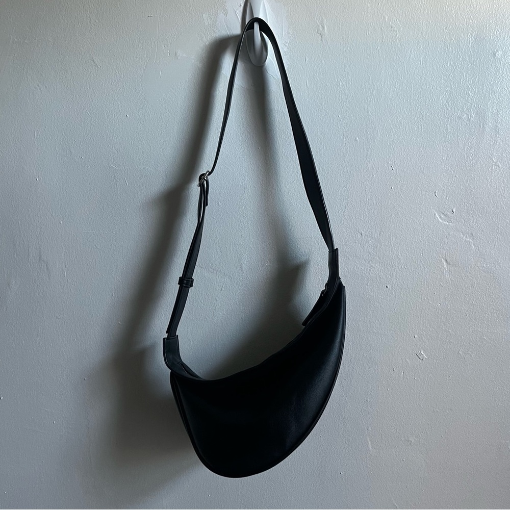 Banana Bag Dupe of The Row